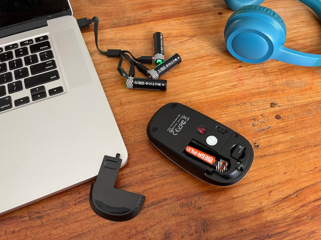 4 Piles Rechargeables USB-C AA LR6 1.5V 1500mAh MegaPiles